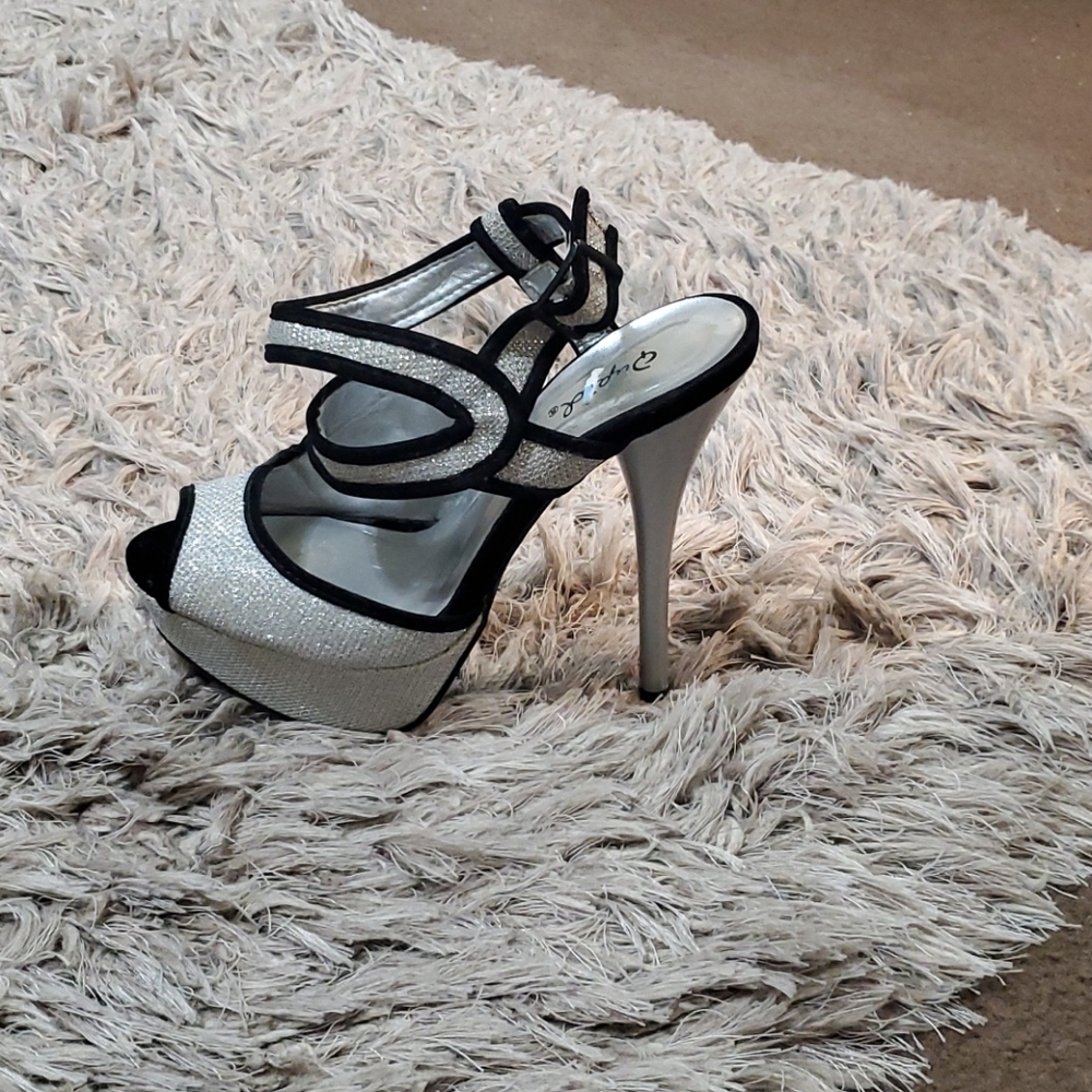 Qupid black and silver shoes - Picture 5 of 5